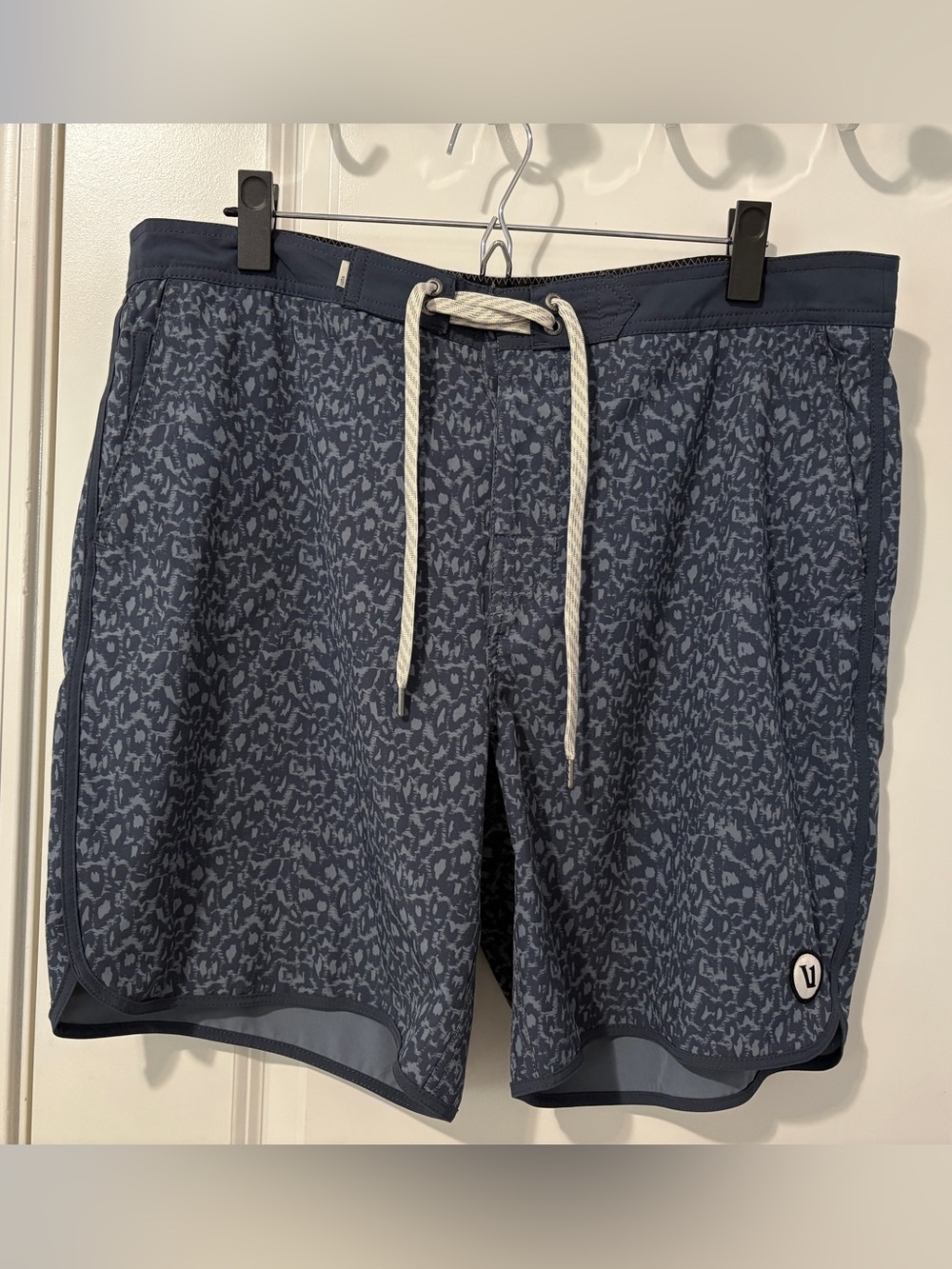 Vuori Cruise BoardShort Size 36